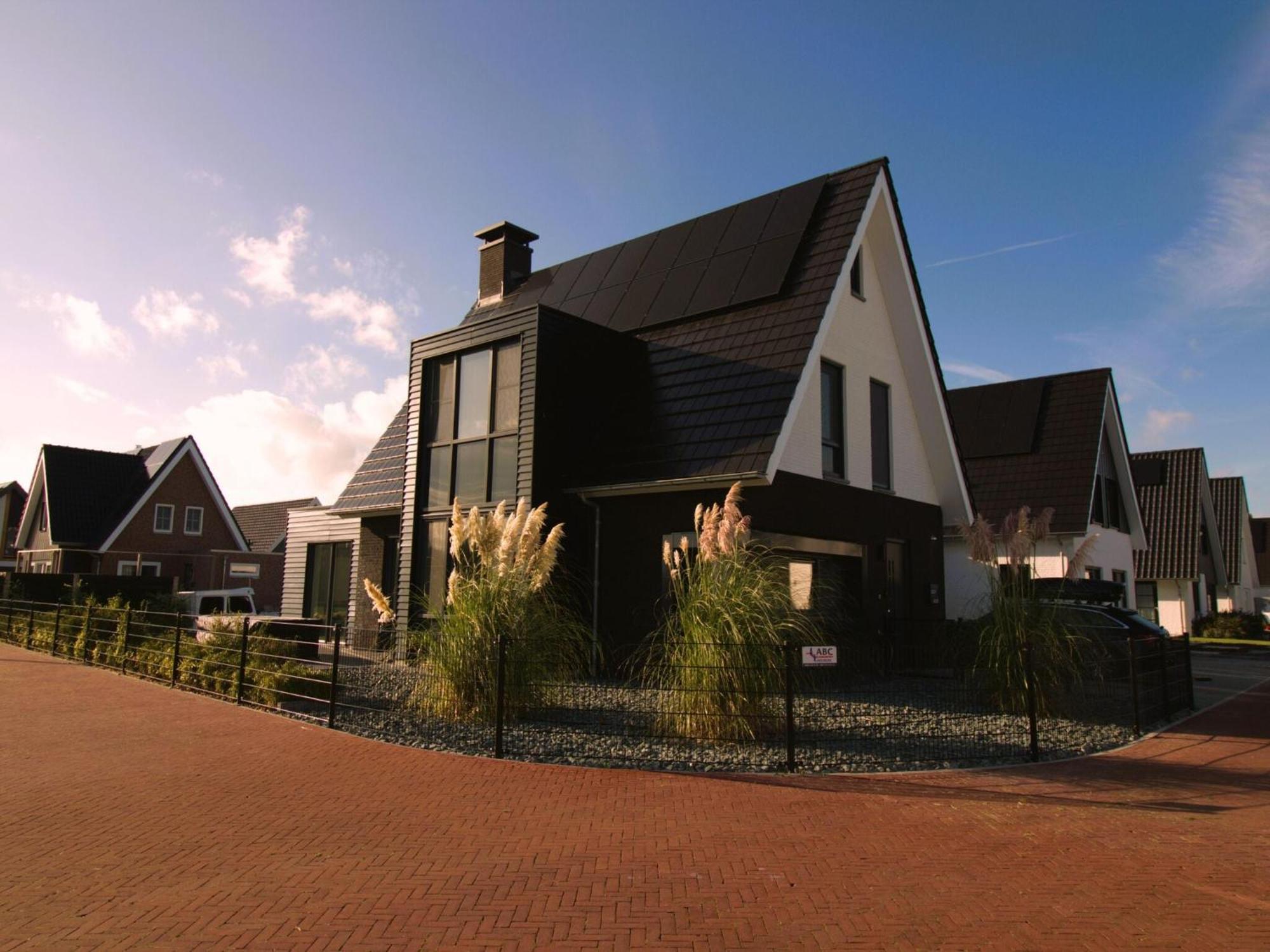 Peaceful Villa On The Water In Stavoren Eksteriør billede